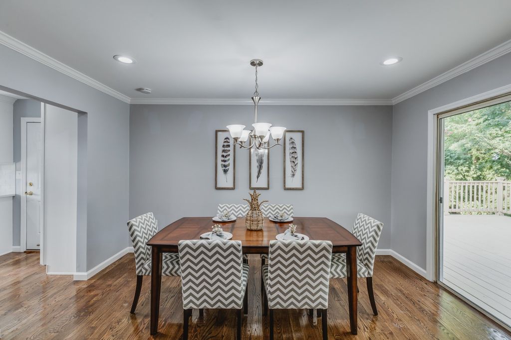 Dining area needed to show ample seating and some modern touches